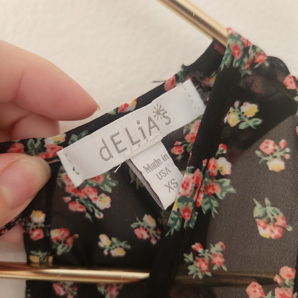 Delias Floral Sheer Chiffon Tank Top Strappy Criss Cross Neck Black XS - Picture 2 of 4